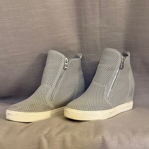 CCOCCI Light Gray Perforated Wedge Booties